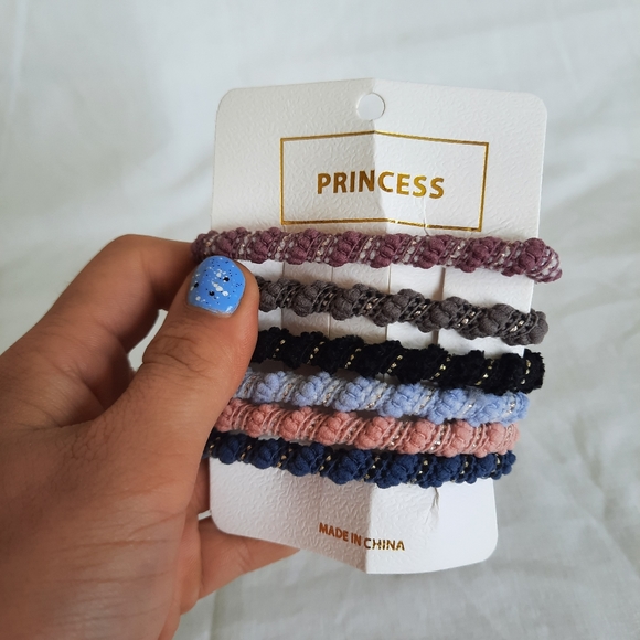 Hair Elastics - Picture 3 of 5